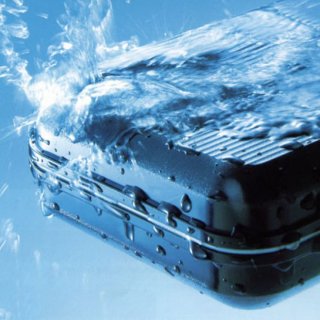C&F Wasserdichte Fliegenbox 2577