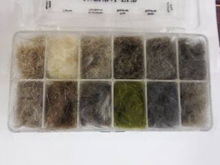 Natural Furs Dub -Box-